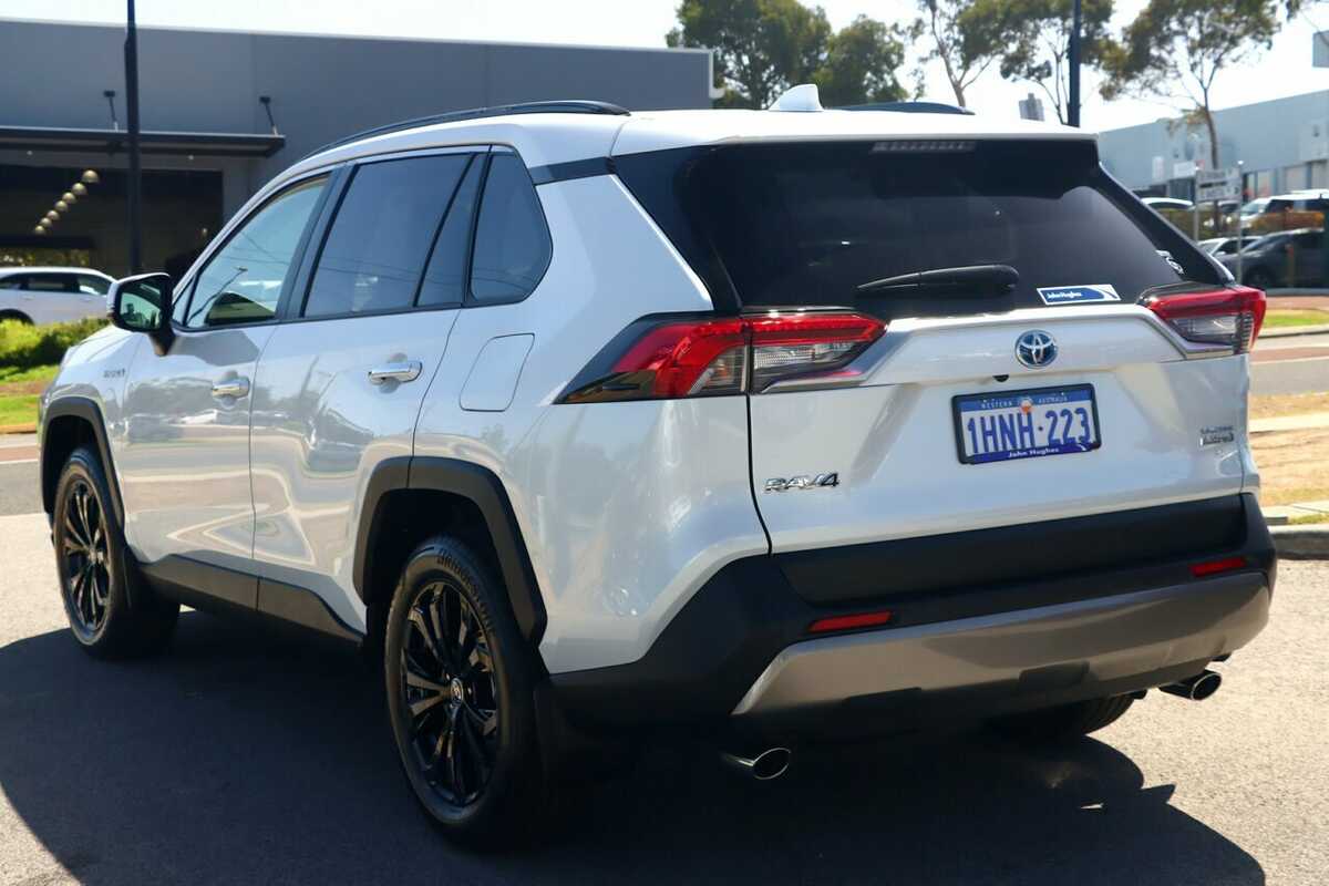 2022 Toyota RAV4 Cruiser 2WD Axah52R