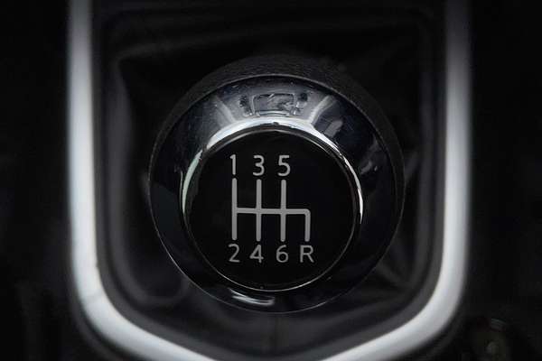 2019 Nissan Navara RX D23 Series 3 Rear Wheel Drive