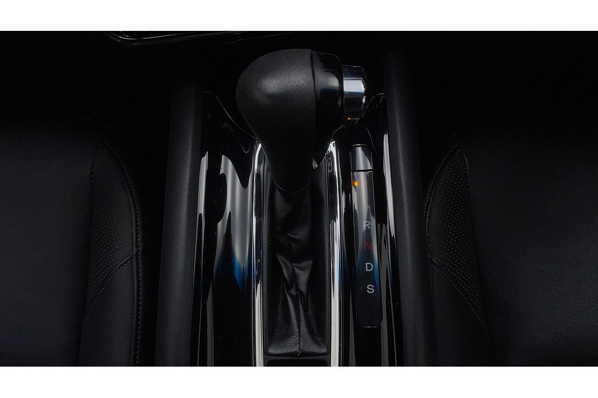 2015 Honda HR-V VTi-L