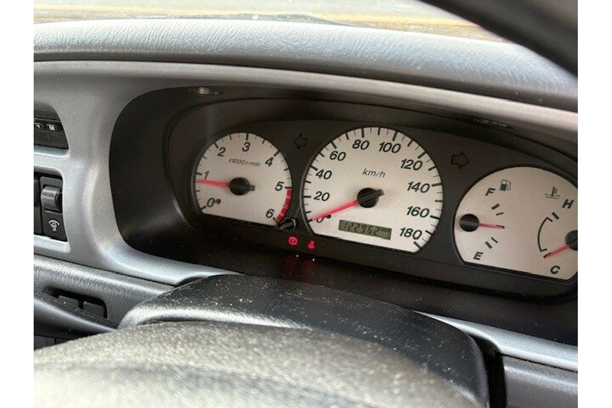 2005 Mazda 2 Bravo DX (4x4) 4X4