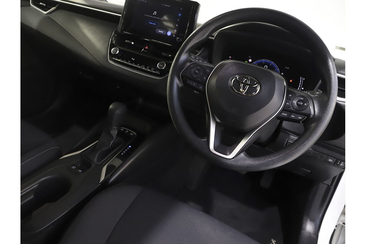 Corolla Hatch Hybrid Ascent Sport 1.8L Auto CVT 5 Door 4E25120 001