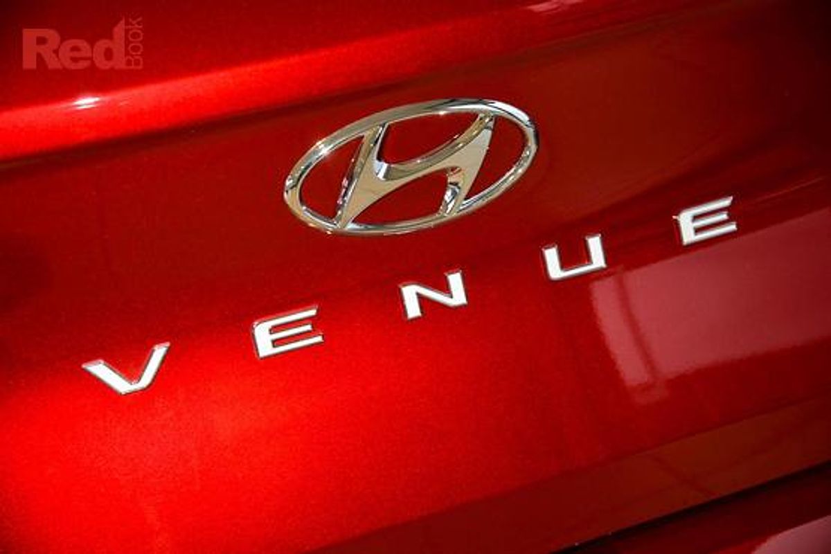 2025 Hyundai Venue Elite QX.V5