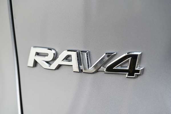 2021 Toyota RAV4 XSE AXAH52R