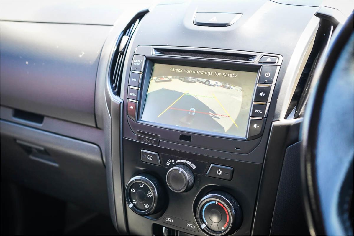 2018 Isuzu D-MAX SX High Ride Rear Wheel Drive