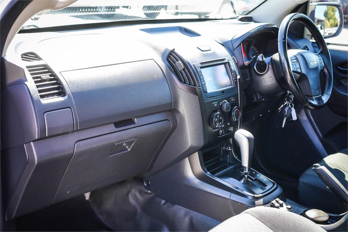2018 Isuzu D-MAX SX High Ride Rear Wheel Drive