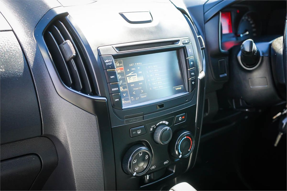 2018 Isuzu D-MAX SX High Ride Rear Wheel Drive