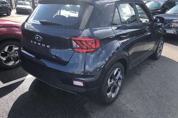 2025 Hyundai Venue Active QX.V5