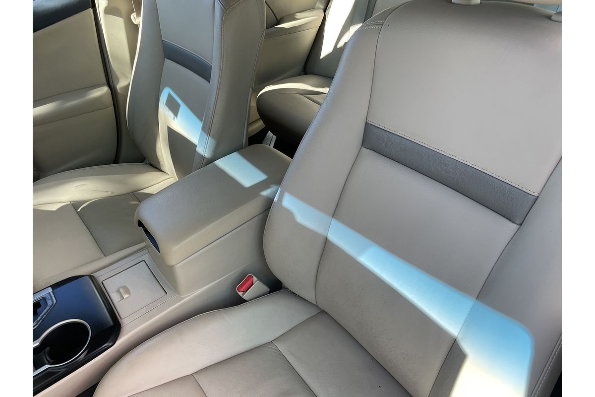 2013 Toyota Camry Atara R ASV50R