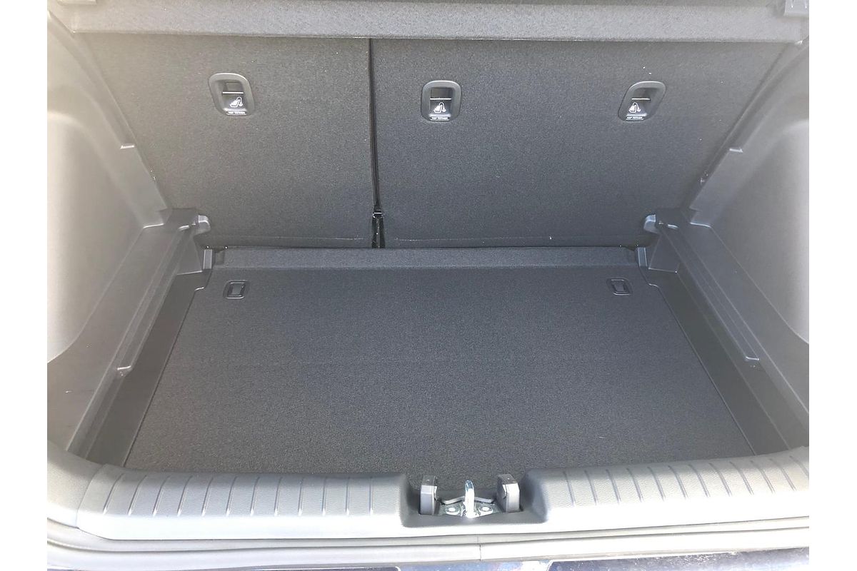 2025 Hyundai Venue Active QX.V5