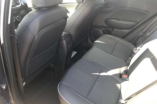 2025 Hyundai Venue Active QX.V5