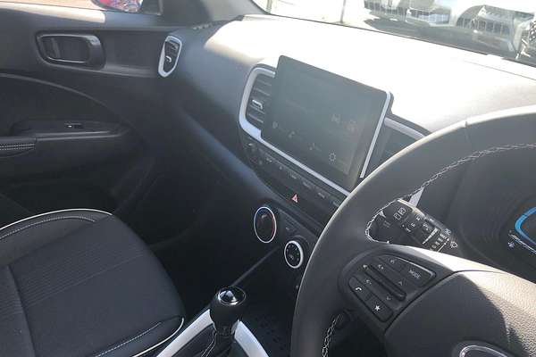 2025 Hyundai Venue Active QX.V5