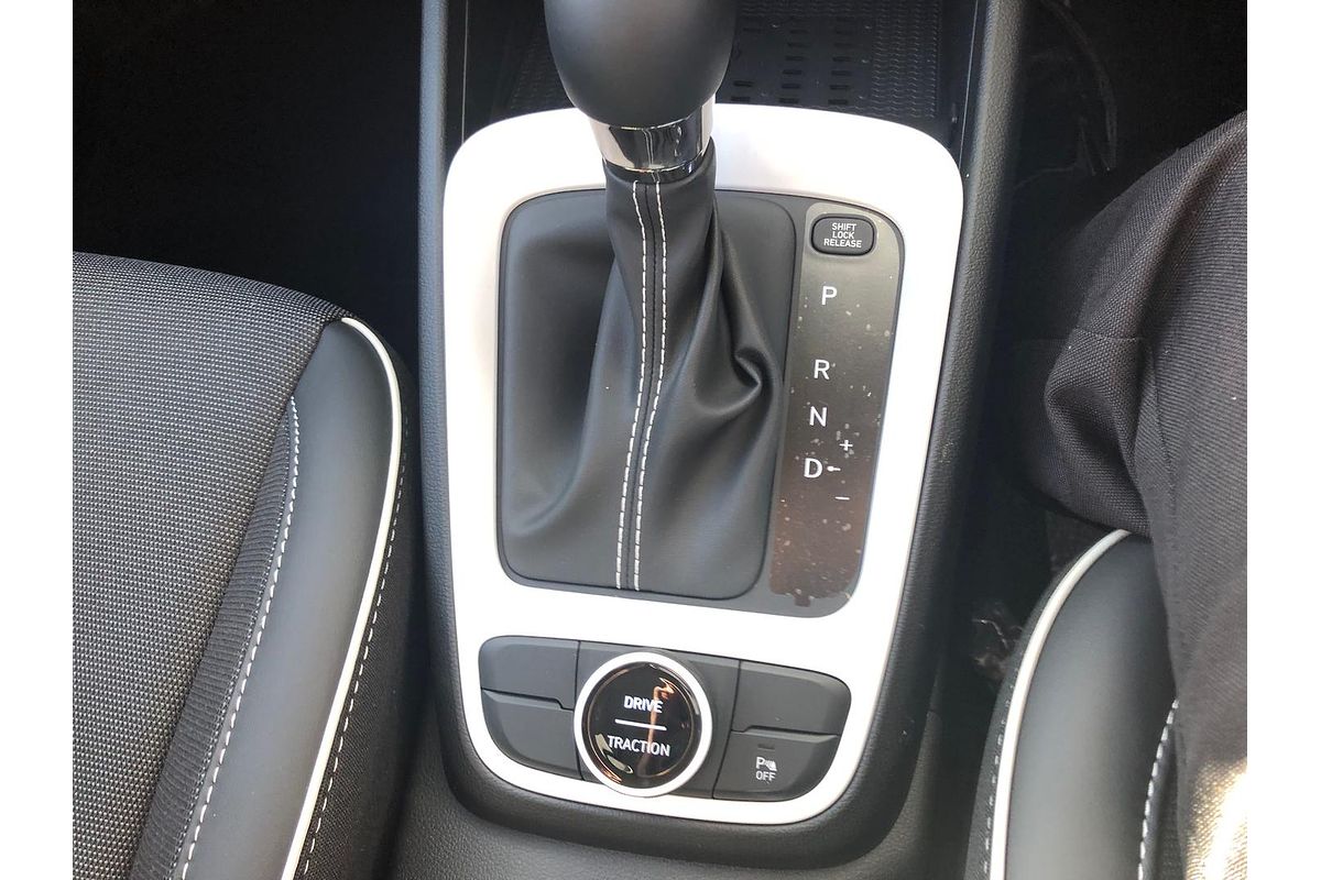 2025 Hyundai Venue Active QX.V5