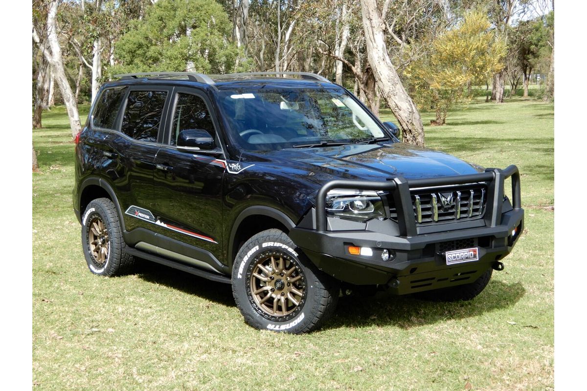 2025 Mahindra Scorpio Z8L