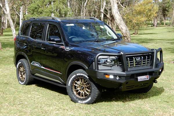 2025 Mahindra Scorpio Z8L