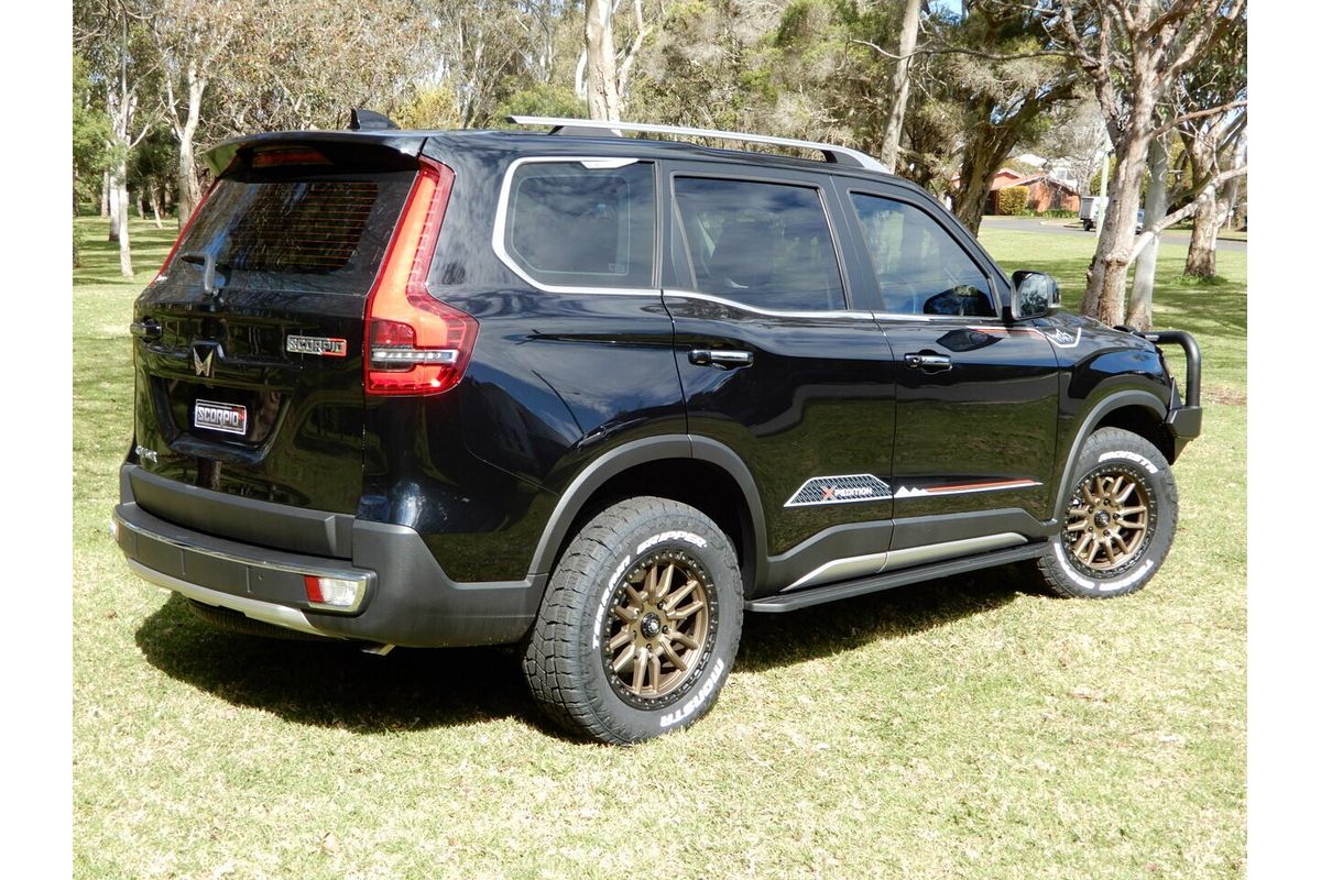 2025 Mahindra Scorpio Z8L