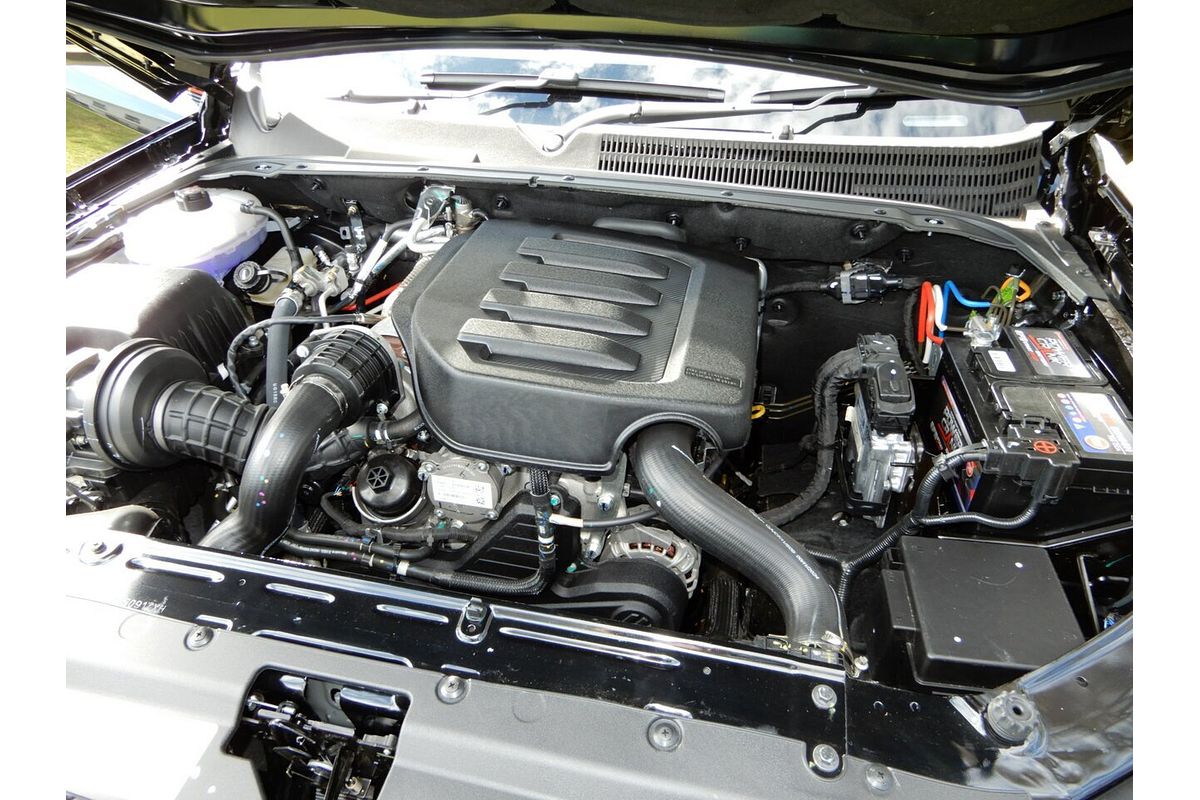 2025 Mahindra Scorpio Z8L