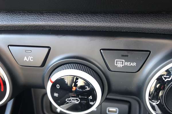 2025 Hyundai Venue Active QX.V5