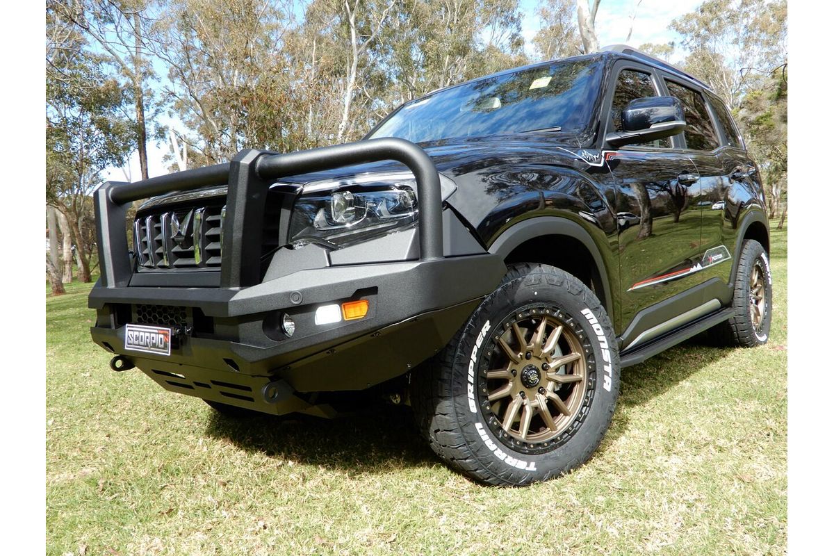 2025 Mahindra Scorpio Z8L