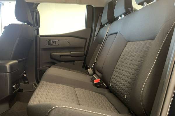 2025 Mitsubishi Triton GLX-R MV 4X4