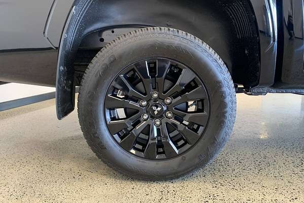 2025 Mitsubishi Triton GLX-R MV 4X4