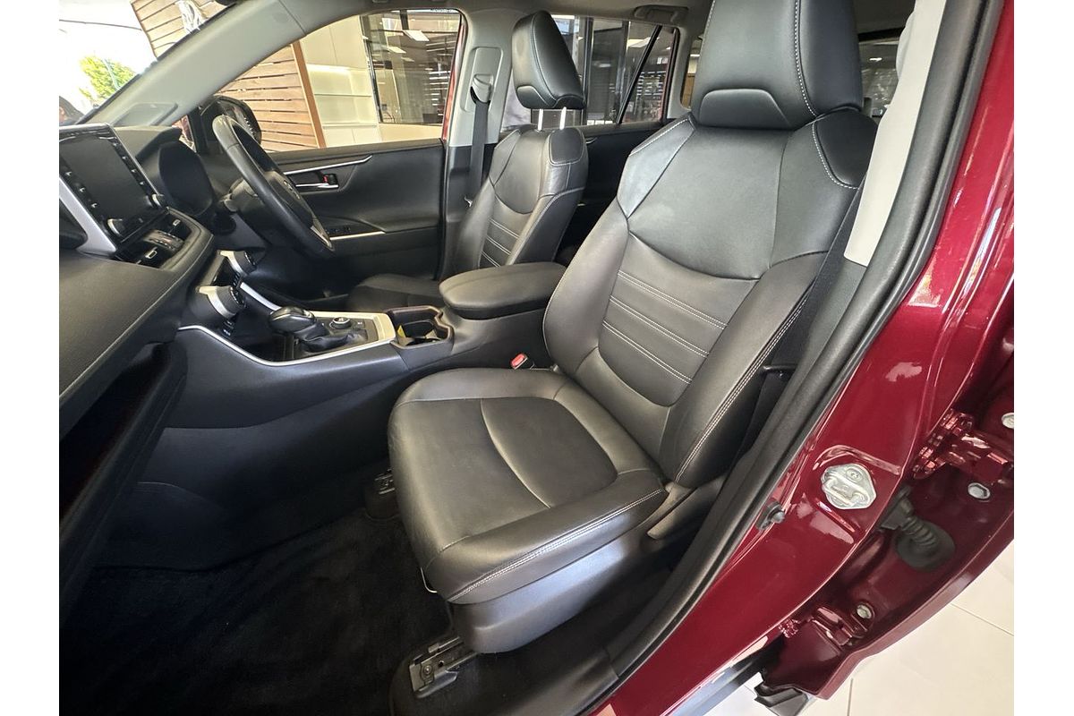 2020 Toyota RAV4 Cruiser AXAH54R