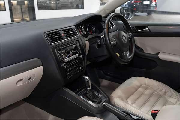 2011 Volkswagen Jetta 147TSI Highline 1B