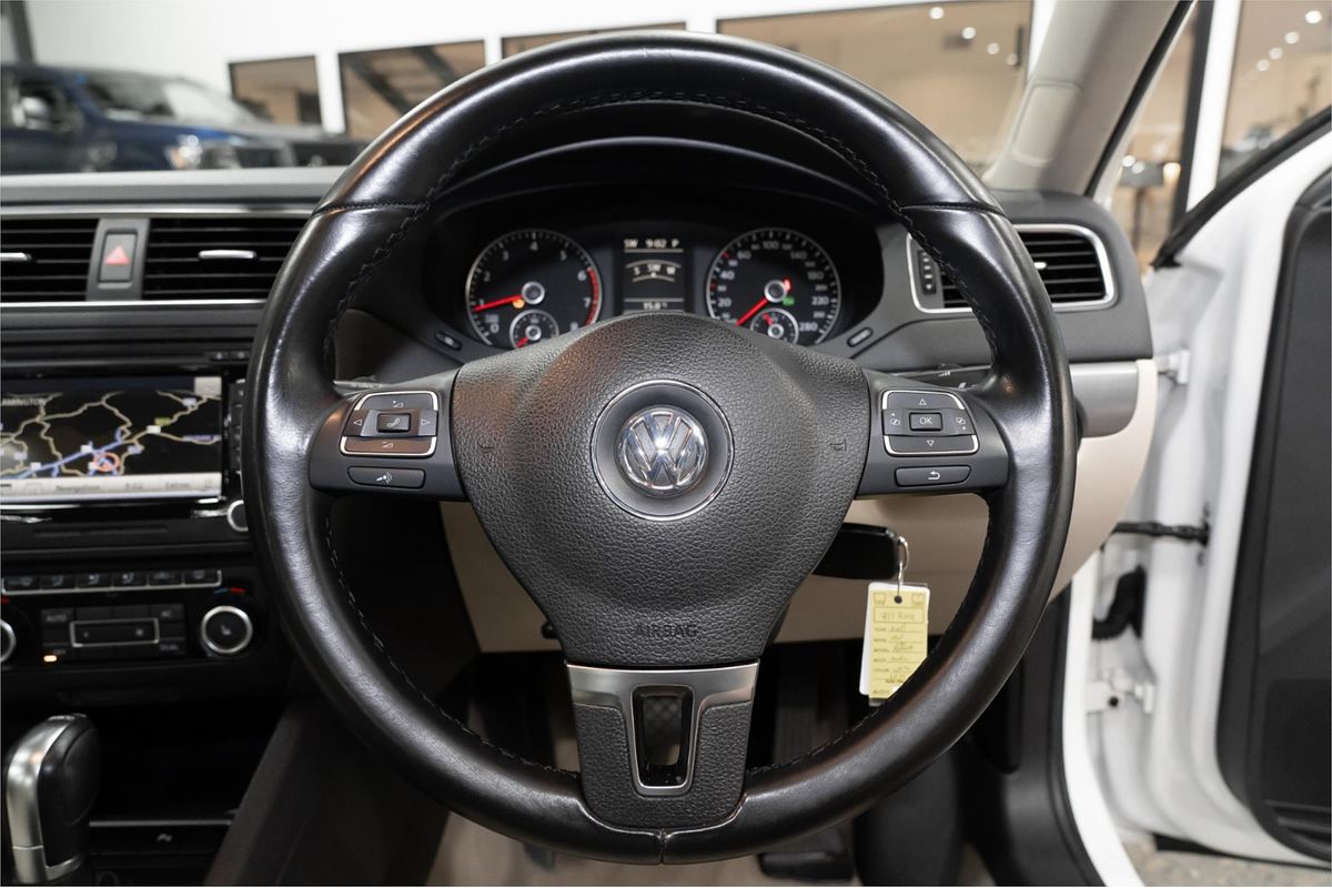 2011 Volkswagen Jetta 147TSI Highline 1B
