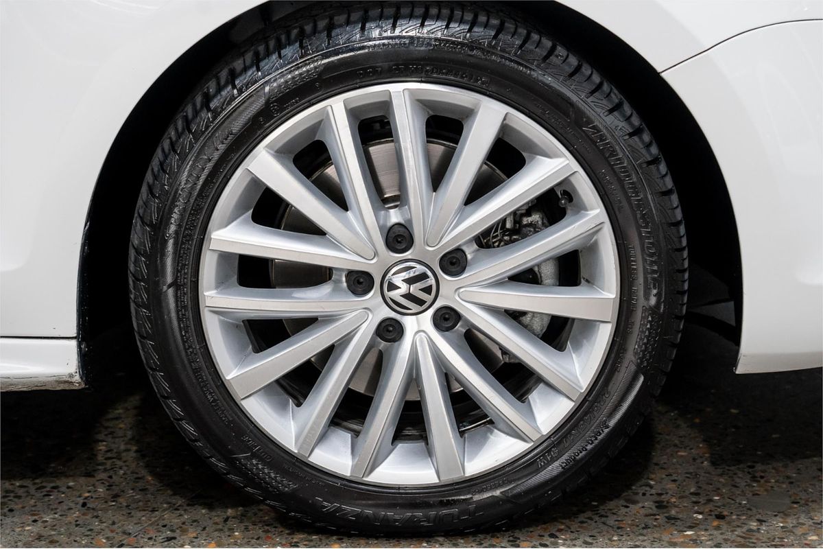 2011 Volkswagen Jetta 147TSI Highline 1B