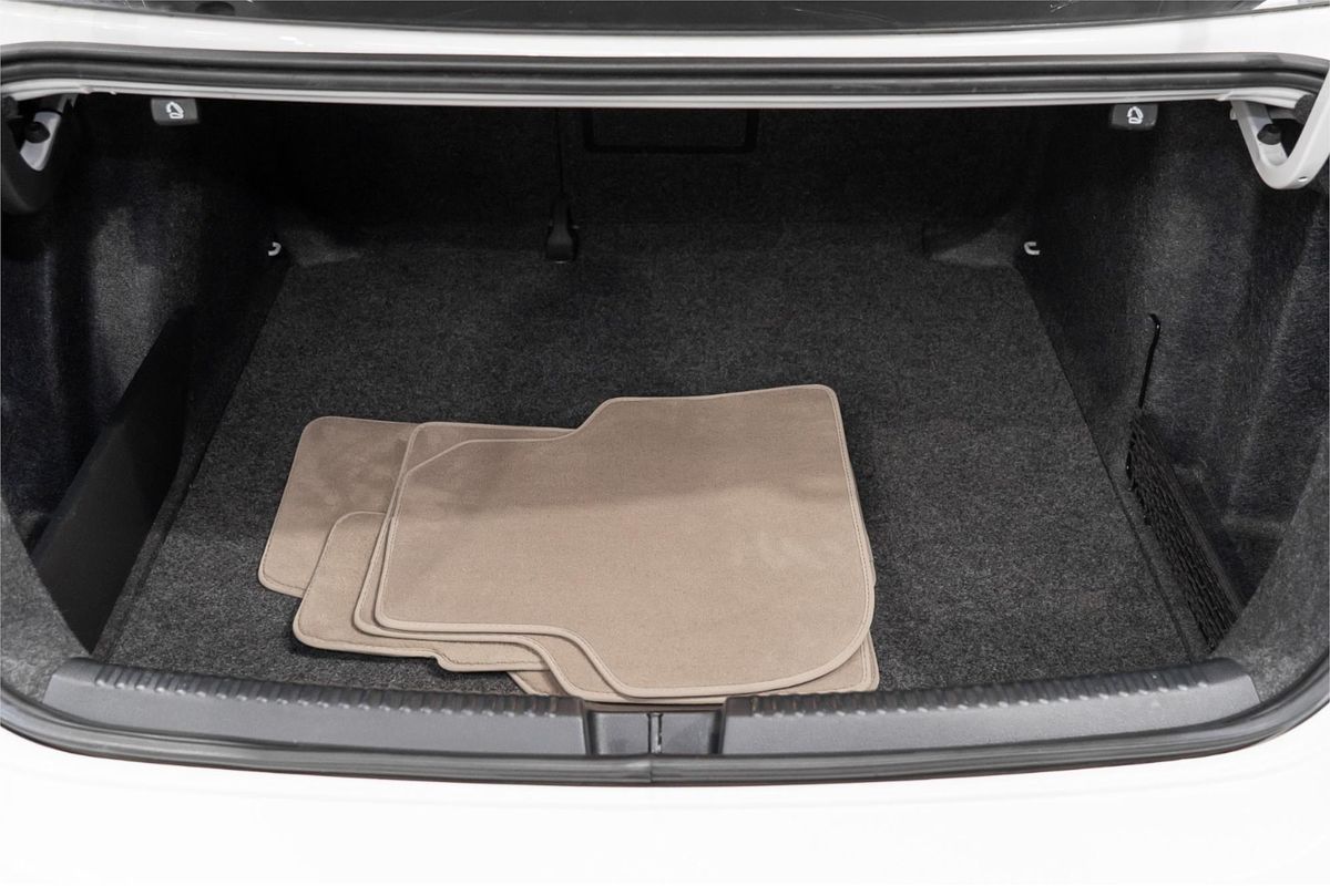 2011 Volkswagen Jetta 147TSI Highline 1B