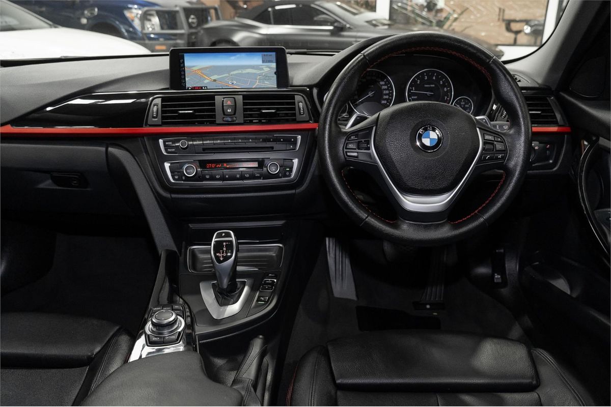 2012 BMW 3 Series 328i F30