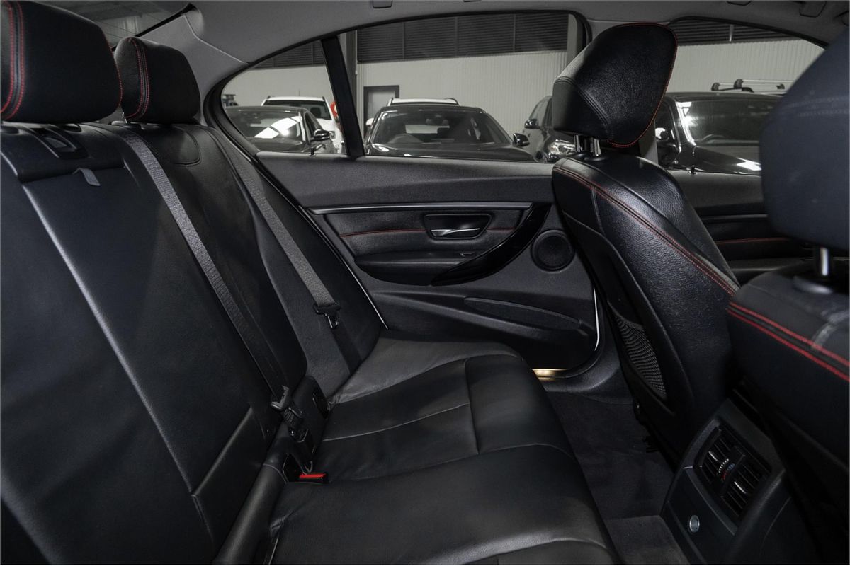 2012 BMW 3 Series 328i F30
