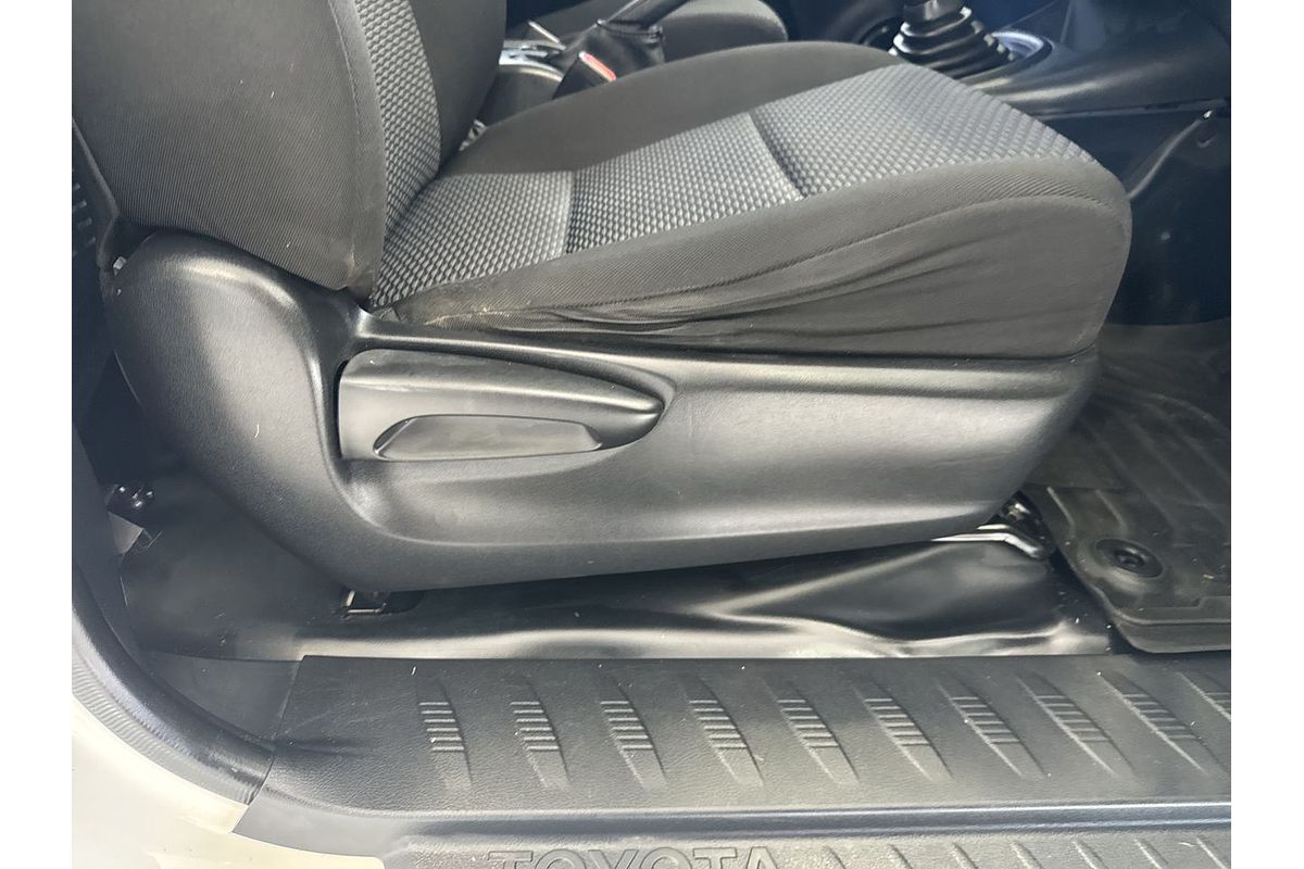 2020 Toyota Hilux Workmate TGN121R Rear Wheel Drive