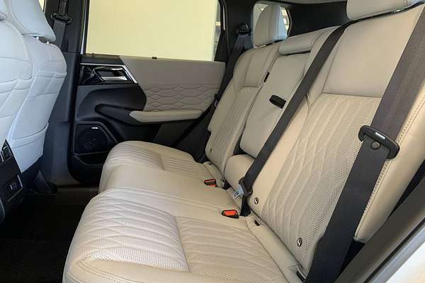 2025 Mitsubishi Outlander Exceed ZM