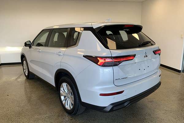 2025 Mitsubishi Outlander ES 5 SEAT (2WD) ZM MY25