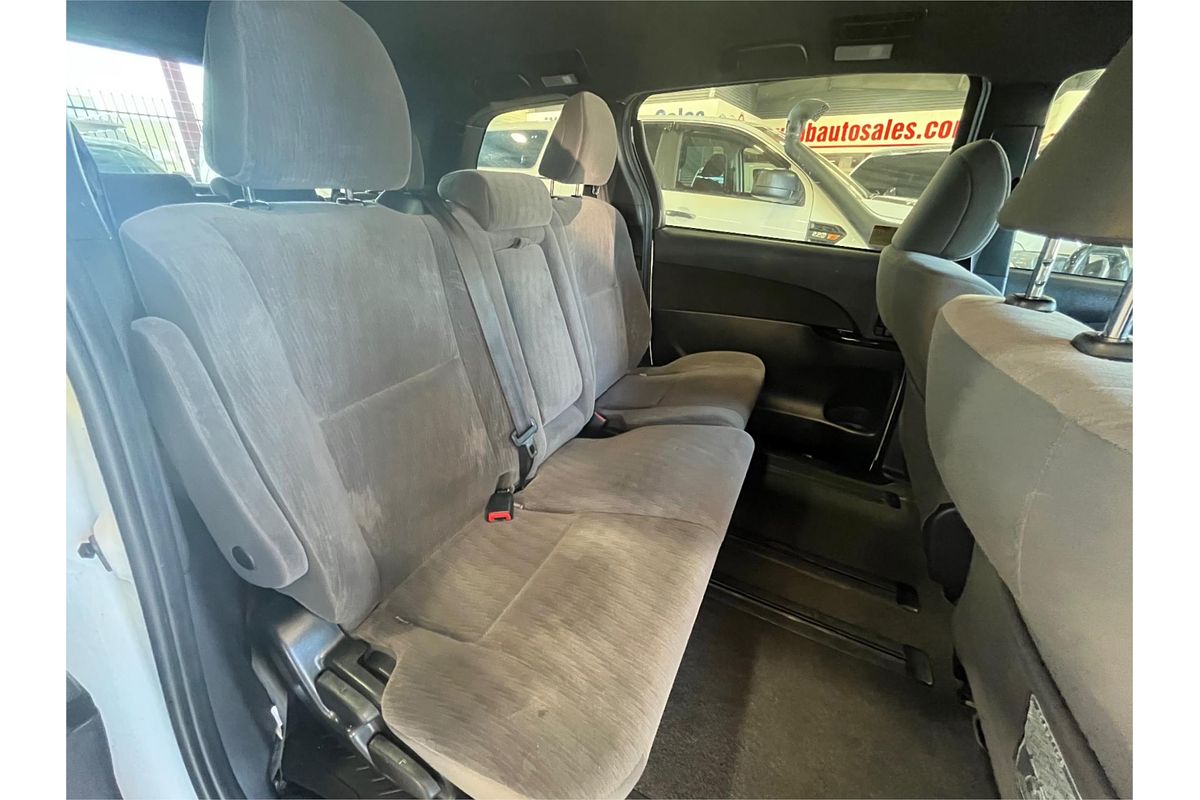 2019 Toyota Tarago GLi ACR50R