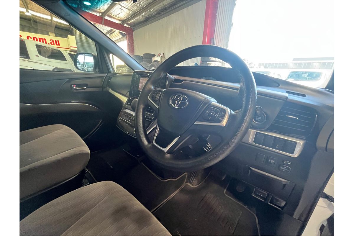 2019 Toyota Tarago GLi ACR50R