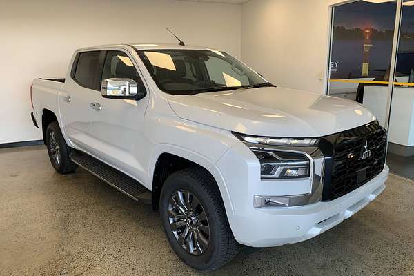 2025 Mitsubishi Triton GLS MV 4X4