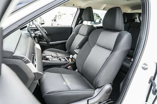 2024 Mitsubishi Outlander ES ZM