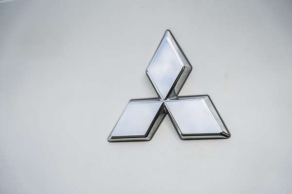 2024 Mitsubishi Outlander ES ZM