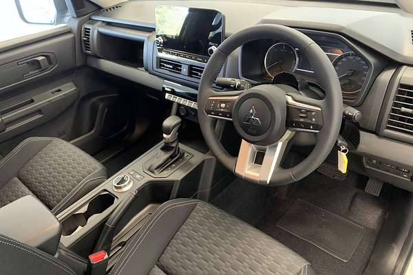 2024 Mitsubishi Triton GLX-R MV 4X4