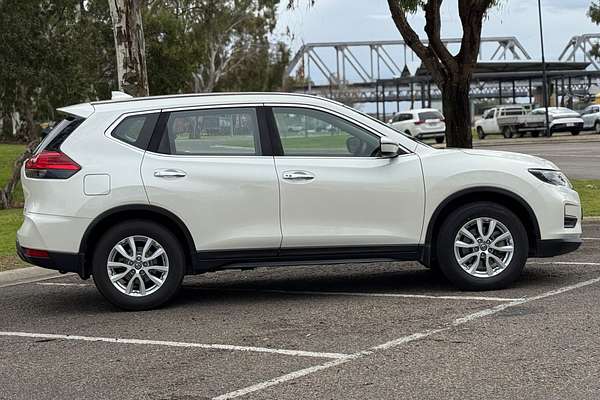 2017 Nissan X-TRAIL ST T32