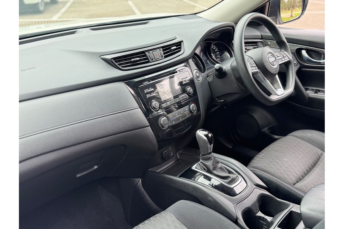 2017 Nissan X-TRAIL ST T32