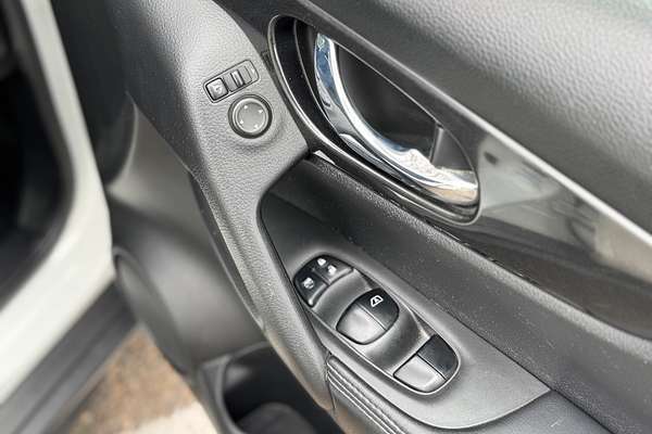 2017 Nissan X-TRAIL ST T32