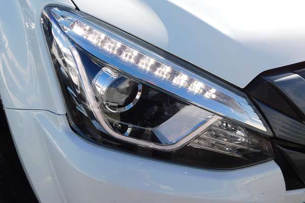 2020 Isuzu MU-X LS-M