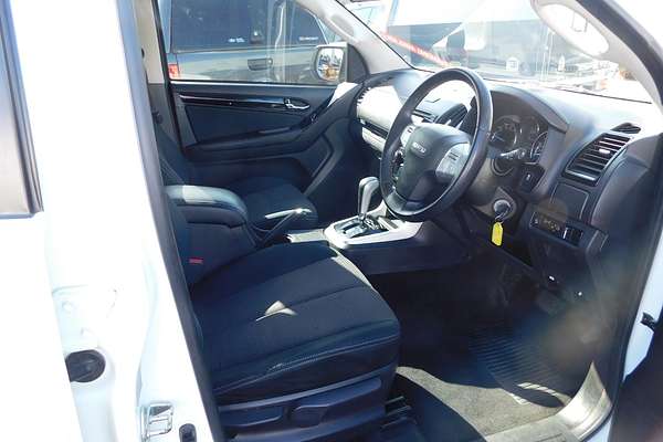 2020 Isuzu MU-X LS-M