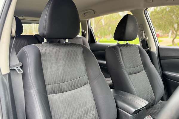 2017 Nissan X-TRAIL ST T32