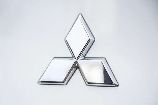 2024 Mitsubishi Outlander ES ZM