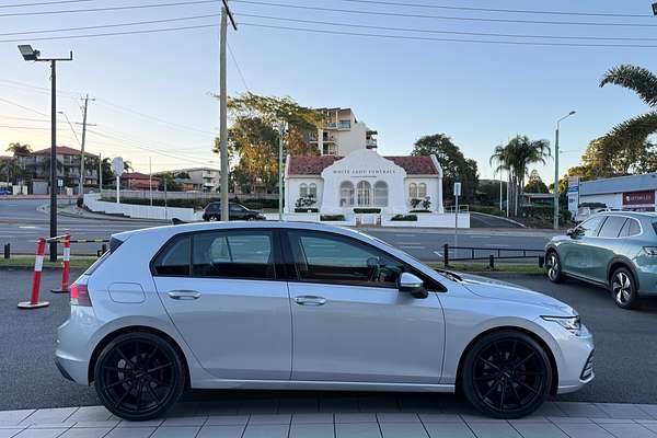2022 Volkswagen Golf 110TSI Life 8