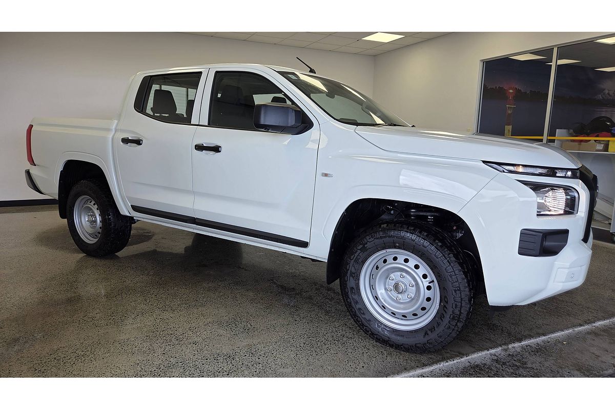 2024 Mitsubishi Triton GLX MV 4X4