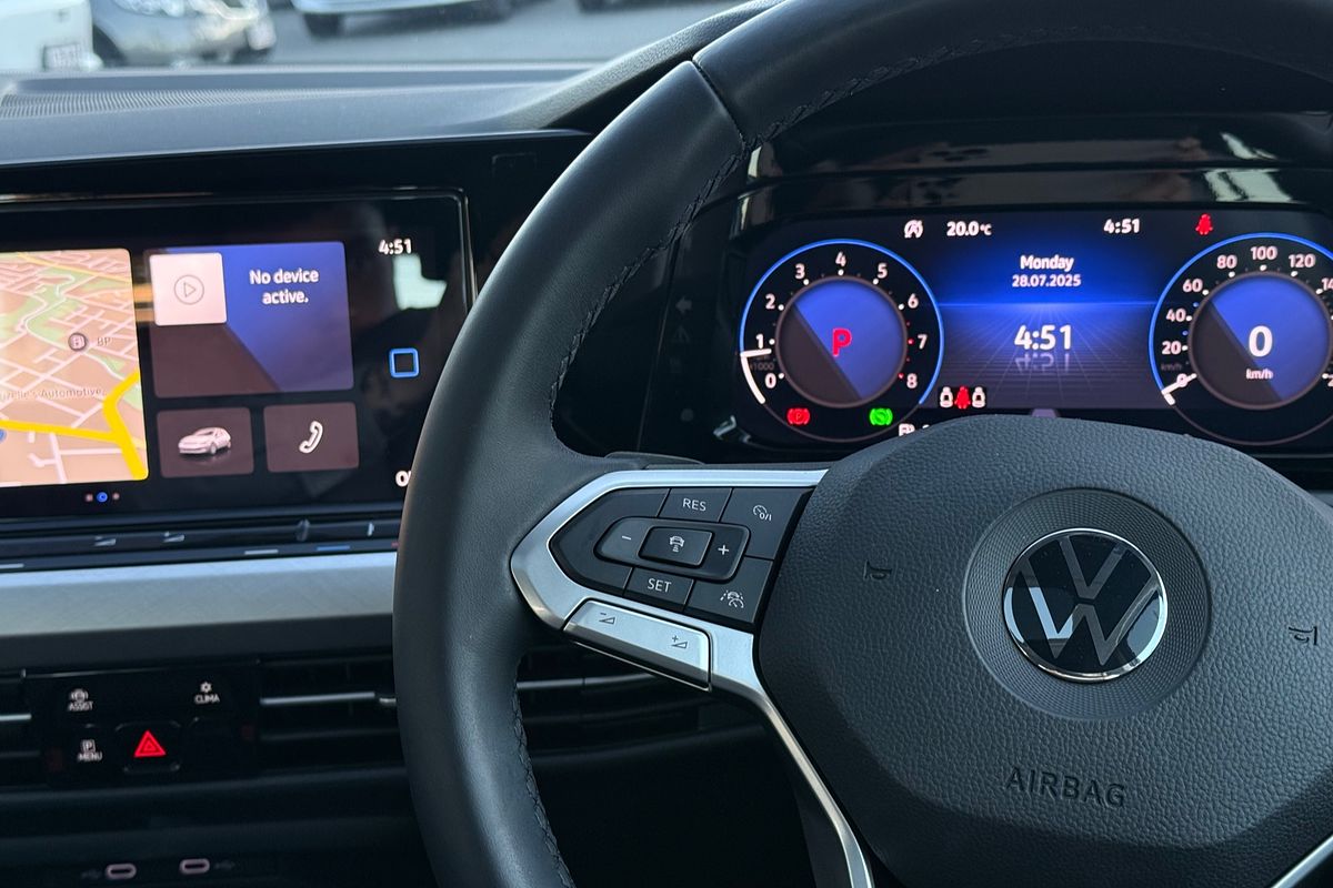 2022 Volkswagen Golf 110TSI Life 8